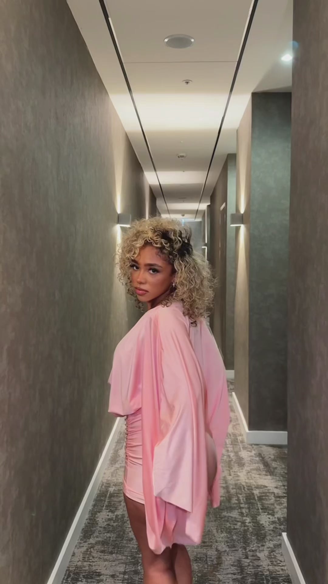 The Amara Mini Dress - Blush Pink